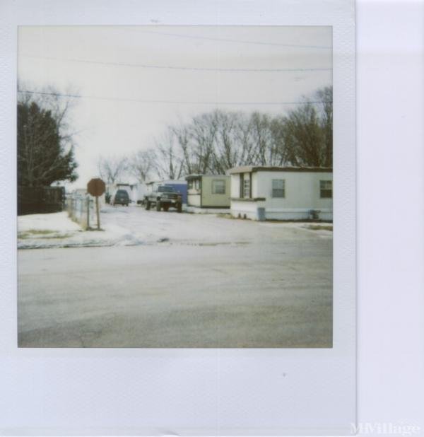 Photo of Town & Country Mobile Home Park, Rochelle IL