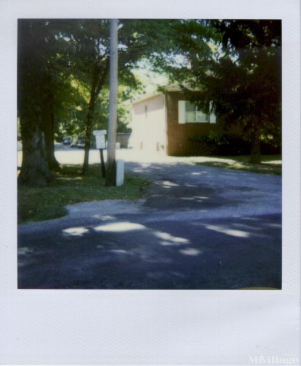 Photo of Pine Lawn Mobile Home Estates, Belleville IL