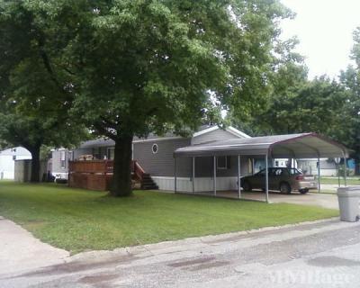 Photo 4 of 6 of park located at 69 Lepere Ct Dupo, IL 62239