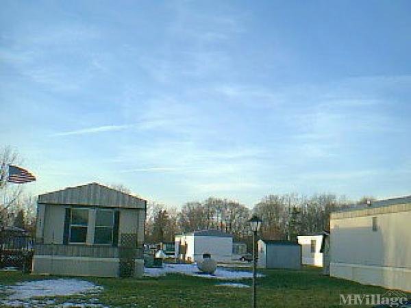 Photo of Lakeland Manor Mobile Home Park, Rome City IN