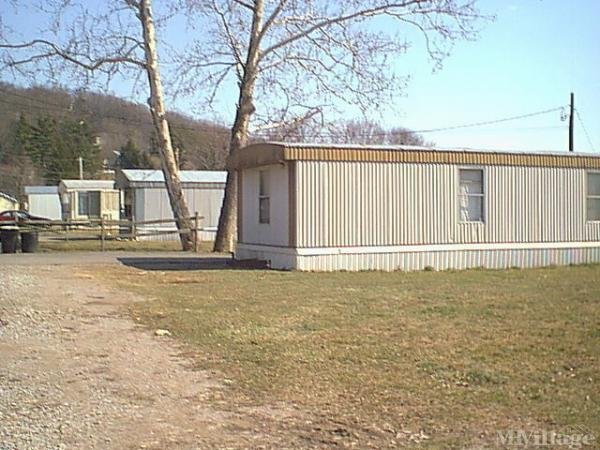 Photo of Industrial Drive Mobile Home Park, Crooksville OH
