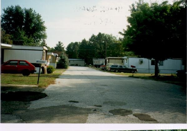 Photo of Shady Oak Mobile Court, Michigan City IN