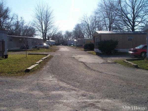 Photo of Woodview Mobile Home Park, Centerville IN