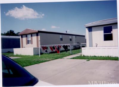 Photo 2 of 4 of park located at 2524 Commonwealth Drive Junction City, KS 66441