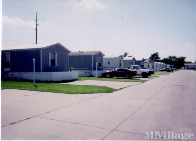Photo 3 of 4 of park located at 2524 Commonwealth Drive Junction City, KS 66441
