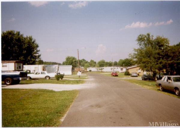 Photo 1 of 1 of park located at 380 South Greensburg Street Hodgenville, KY 42748