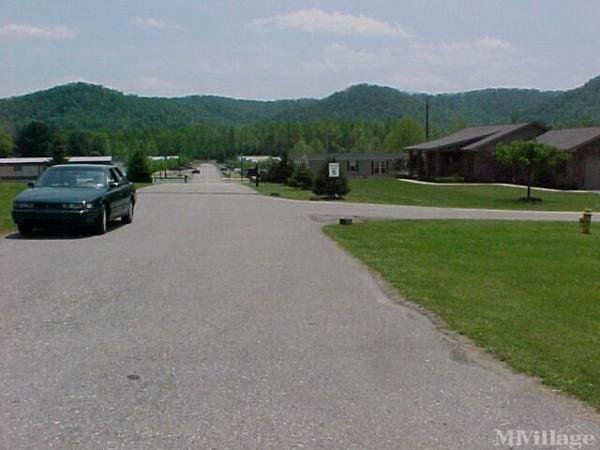 Photo of Roberts Village Mobile Home Park, Morehead KY
