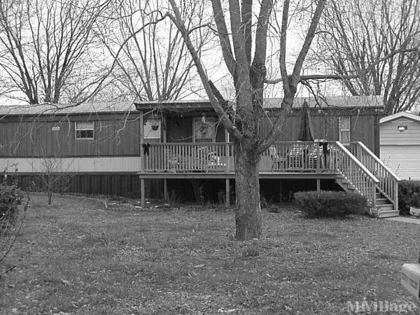 Photo of Maplewood Trailer Park, Bowling Green KY
