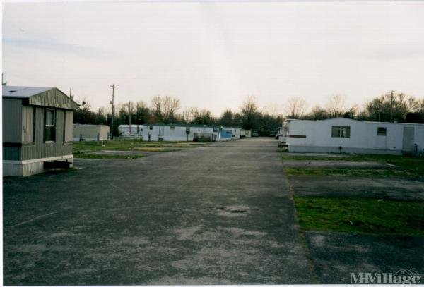 Photo of Eagles Estates Mobile Home Park, Bowling Green KY