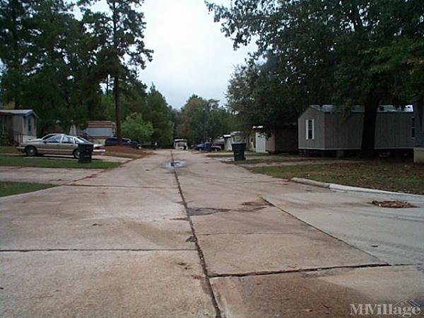 Photo 0 of 1 of park located at 6850 Klug Pines Road Shreveport, LA 71129