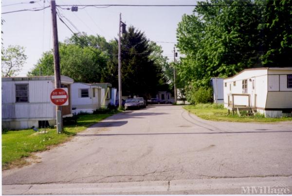 Photo 1 of 1 of park located at 14073 South Us Highway 27 Dewitt, MI 48820