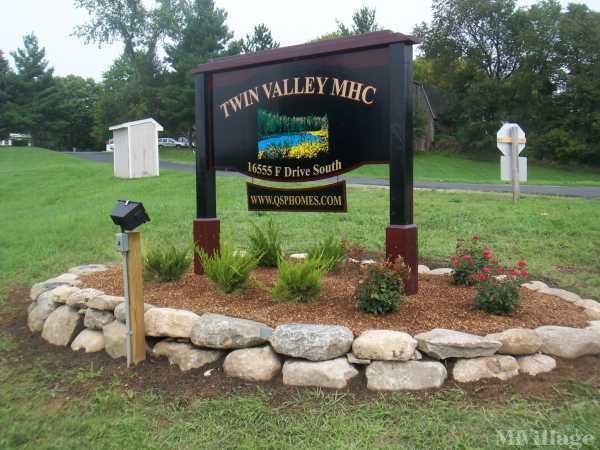 Photo of Twin Valley Mobile Home Village, Marshall MI