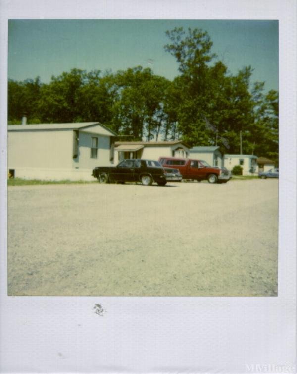 Photo of Hickory Lane Mobile Home Park, Three Rivers MI