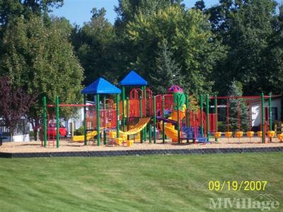 Photo 3 of 5 of park located at 158 Emerald Circle Whitmore Lake, MI 48189