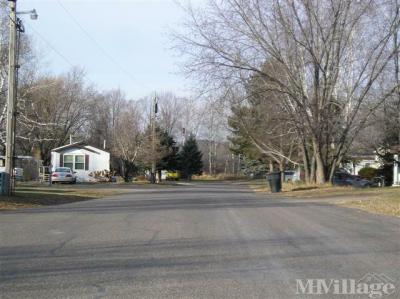 Photo 4 of 10 of park located at 6522 East Viking Boulevard Wyoming, MN 55092