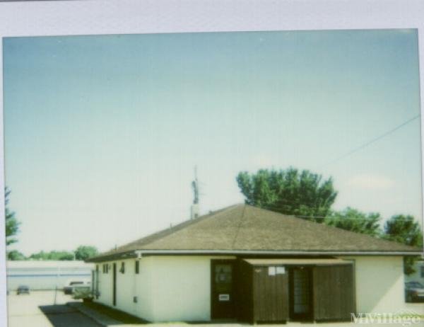 Photo of Knollwood Courts Mobile Home City, Faribault MN