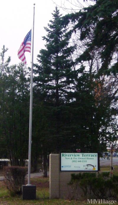Photo 2 of 8 of park located at 300 Ehlers Avenue Chaska, MN 55318