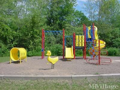 Photo 4 of 6 of park located at 501 West Stowe Street Duluth, MN 55808