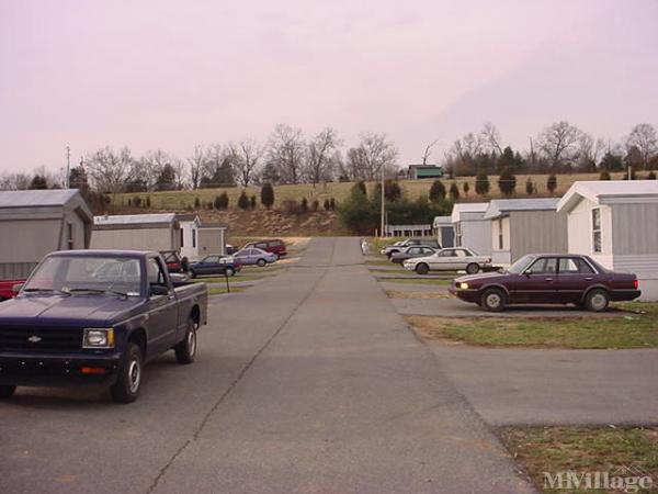 Photo 1 of 1 of park located at 448 Harmony Cir. Gray, TN 37615