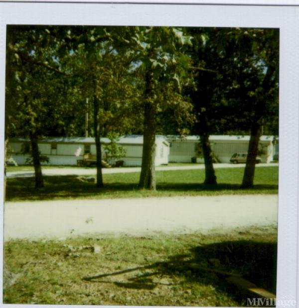 Photo 1 of 1 of park located at 23399 East 32 Lebanon, MO 65536