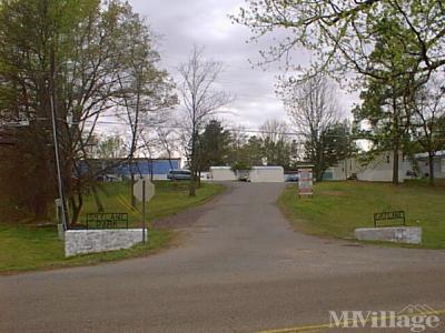 Skylane Mobile Home Park Mobile Home Park in Walls, MS | MHVillage