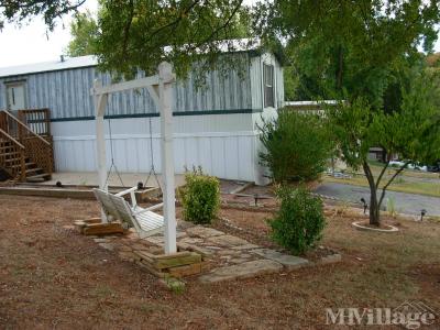 Photo 3 of 18 of park located at 2812 Plantation Rd Concord, NC 28027