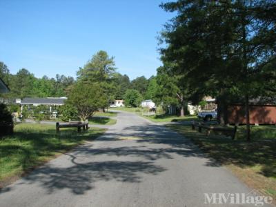 Photo 5 of 24 of park located at 213 Brook Valley Park Rocky Mount, NC 27804