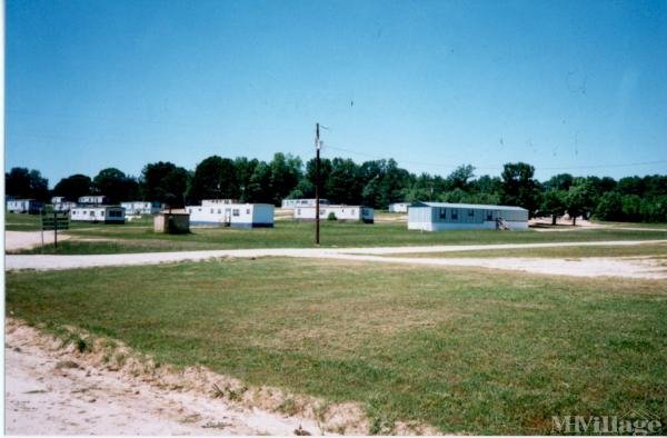 Photo of Twin Oaks Mobile Home Park, Louisburg NC