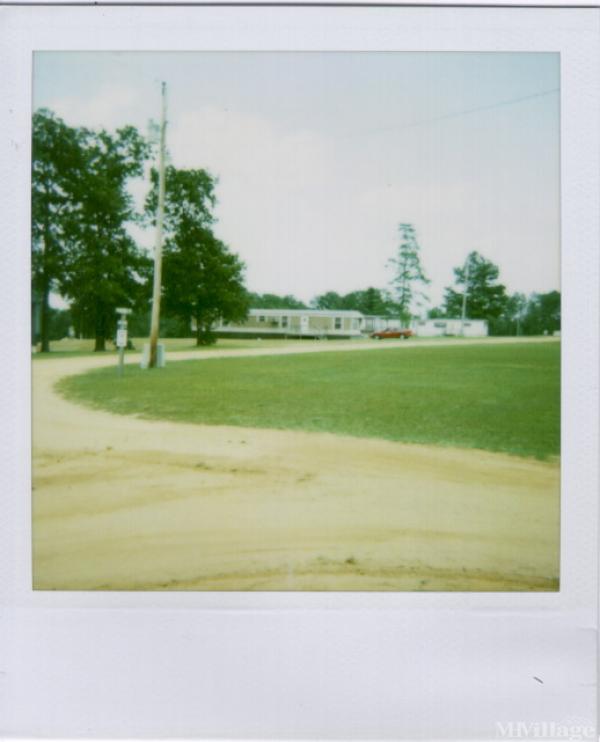 Anderson Hills Mobile Home Park Mobile Home Park in Spring Lake, NC