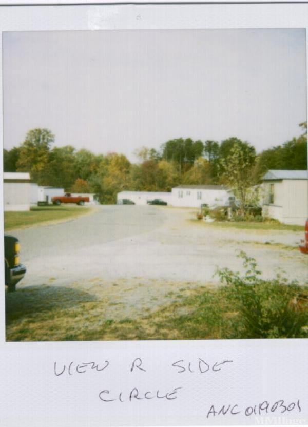 Photo of Cooks Trailer Park, Mount Airy NC