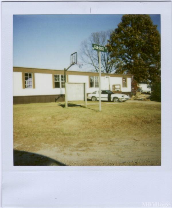 Gilrock West Mobile Home Park Mobile Home Park in Summerfield, NC