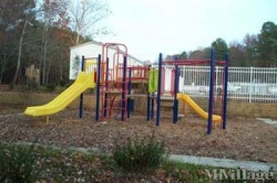 Photo 3 of 31 of park located at 3000 Stony Brook Drive Raleigh, NC 27604