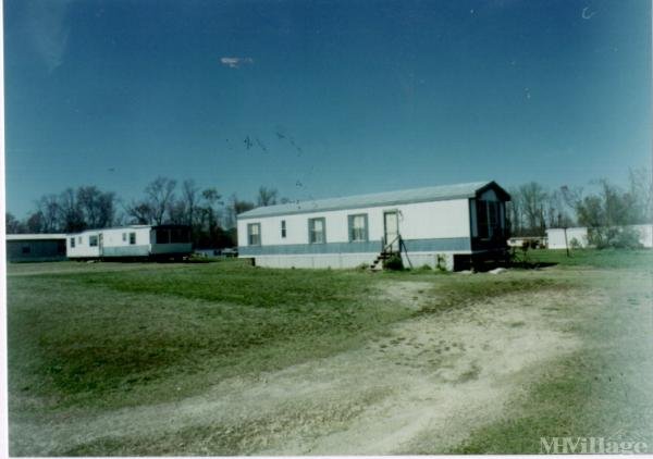 Photo of Lipscomb Mobile Home Park, Willow Spring NC
