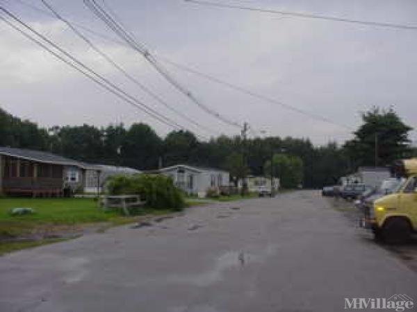 Photo of Policy Lane Mobile Home Park, Salem NH