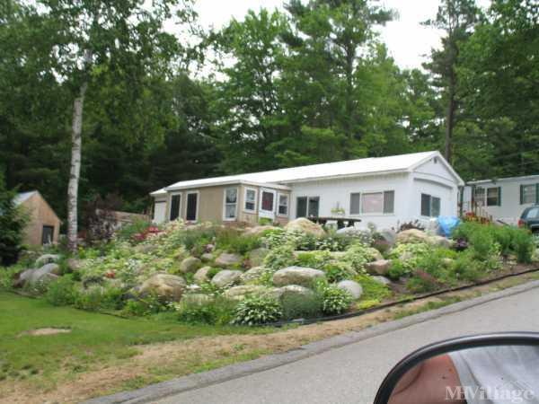 Photo 1 of 2 of park located at 23 Liscomb Circle Unit 23 Gilford, NH 03249