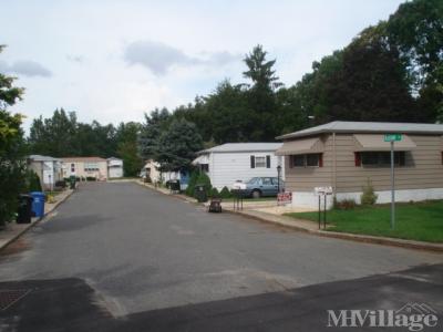 Cedar Grove Park Mobile Home Park in Mantua, NJ | MHVillage