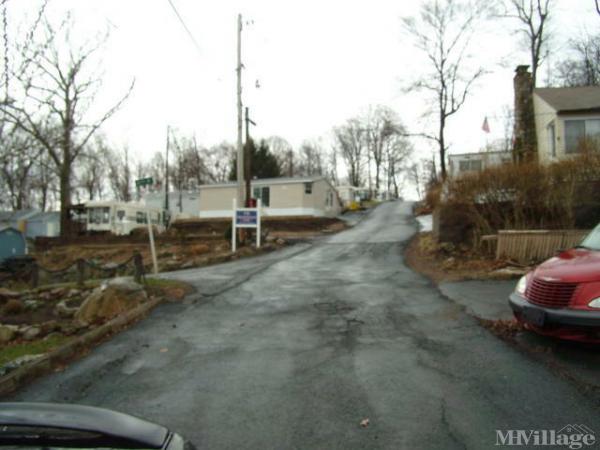 Photo 1 of 2 of park located at 27 San Bar Dr Lake Hopatcong, NJ 07849