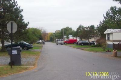 Photo 3 of 10 of park located at 12 Malta Gardens Apts Mechanicville, NY 12118