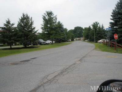 Photo 5 of 10 of park located at 12 Malta Gardens Apts Mechanicville, NY 12118