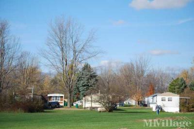 Photo 4 of 11 of park located at 3657 S Townline Rd Palmyra, NY 14522