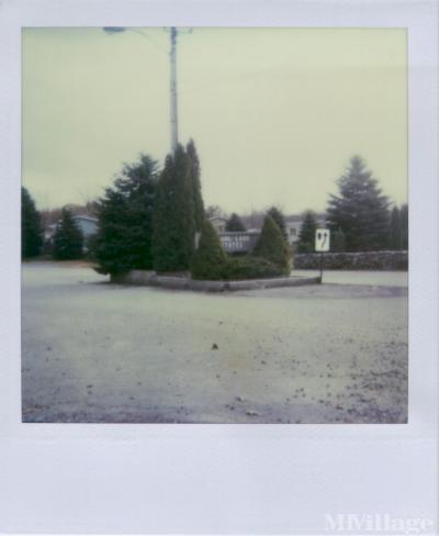 Photo 3 of 9 of park located at 1040 Violet Ave Hyde Park, NY 12538