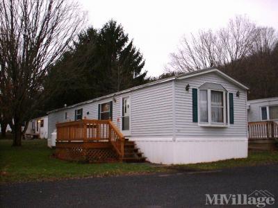 Photo 3 of 4 of park located at 2876 Apulia Road La Fayette, NY 13084