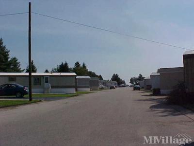 Photo 2 of 5 of park located at 10487 County Road 4 Swanton, OH 43558