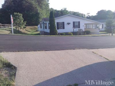 Photo 3 of 35 of park located at 17989 Shaw Rd Hiram, OH 44234