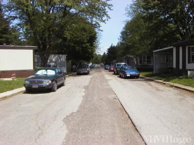 Photo 4 of 9 of park located at 720 N Main St Mount Gilead, OH 43338
