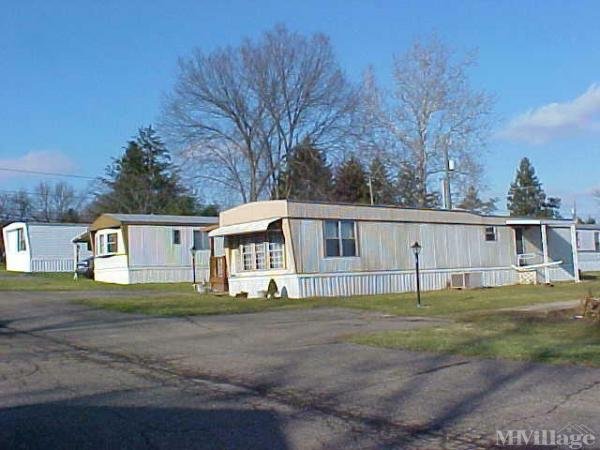 Photo of Maysville Mobile Home Park, Zanesville OH