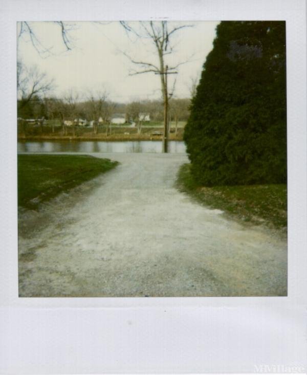 Photo 1 of 1 of park located at 3375 Old River Rd Zanesville, OH 43701