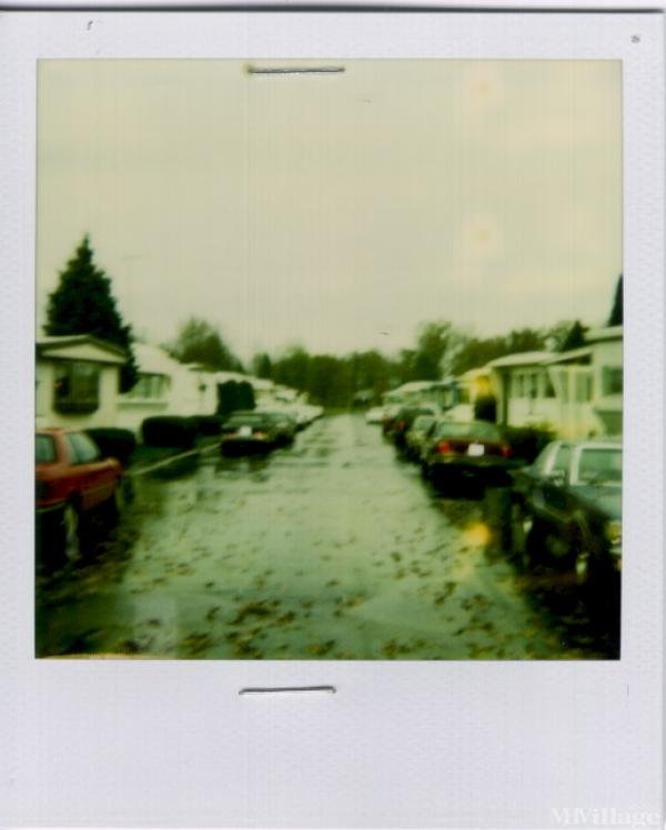 Photo of B & J Mobile Home Park, Toledo OH