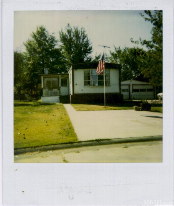M & C Mobile Village Mobile Home Park in Doylestown, OH MHVillage