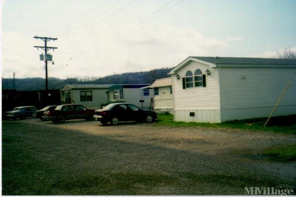 Photo of Broadway Mobile Home Park, Wellsville OH